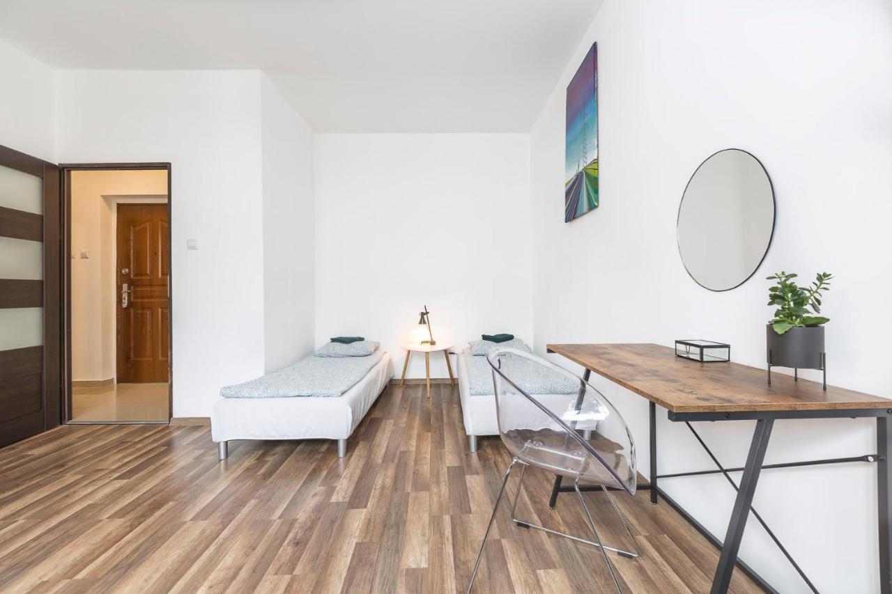 Art Legionow Wroclaw Apartment Exterior photo